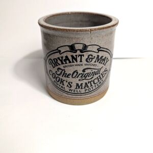 BRYANT AND MAY. ORIGINAL COOK'S MATCHES HOLDER / POT BY ROYAL WELL POTTERY